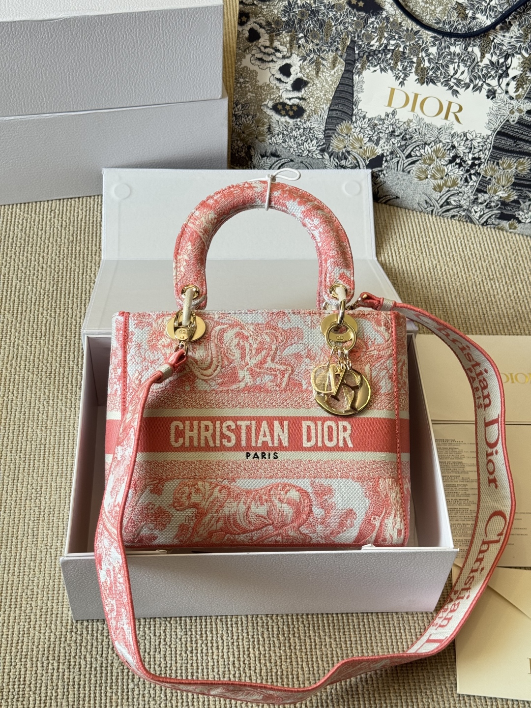 DIOR bag 319